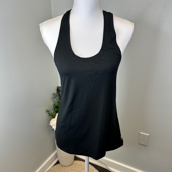 Vuori Tops - Vuori Black Tank size M/L